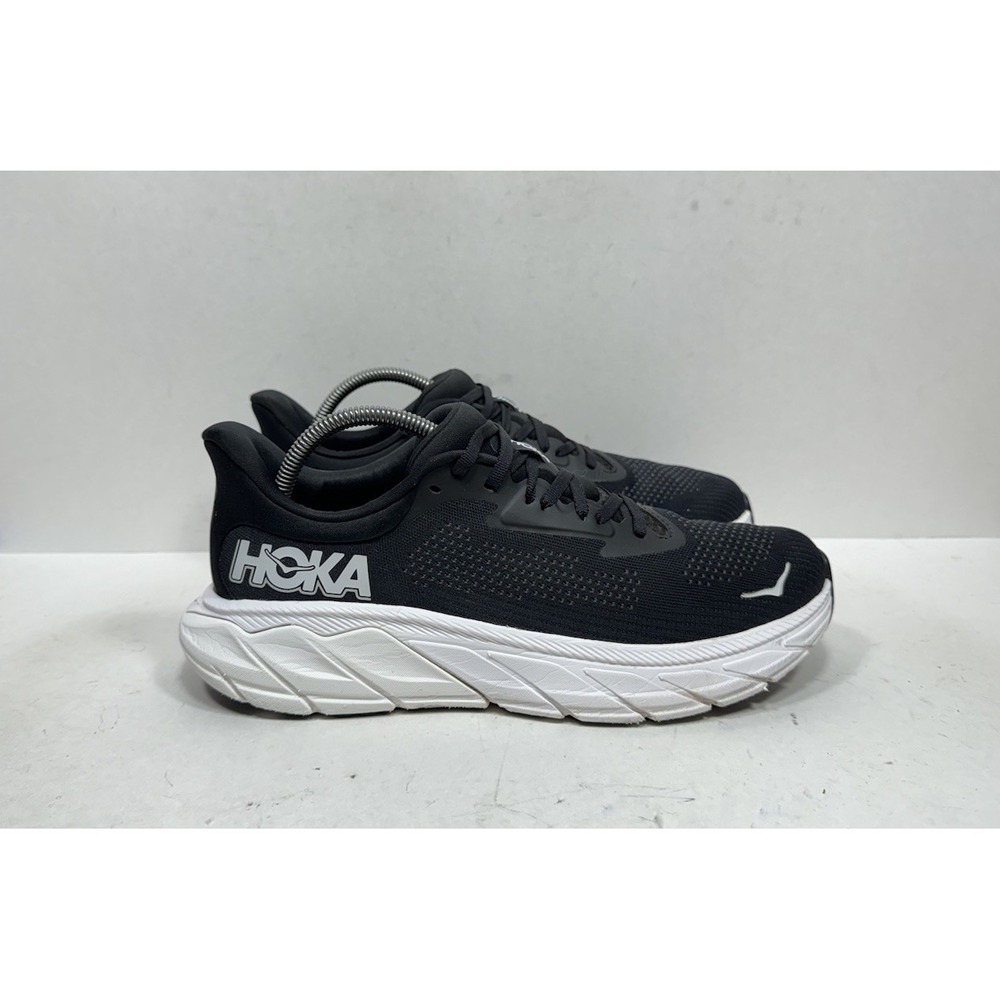 Hoka One One Arahi 7 1147851 Black White Running‎ Sneakers Womens Size 10.5 B